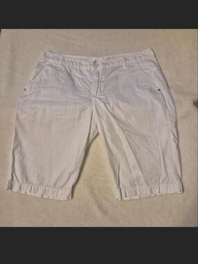 Calvin Klein White Women's Flat Front Casual Shorts